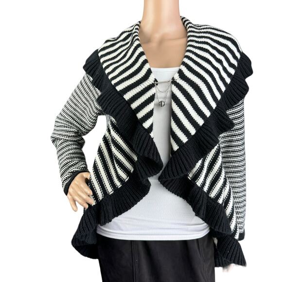 Sioni M Black White Stripe Ruffle Knit Cardigan Sweater Pin Closure Shawl Peplum - Picture 1 of 5